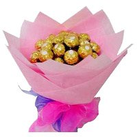 Rakhi Gift Delivery to India Chocolate Bouquet with Rakhi